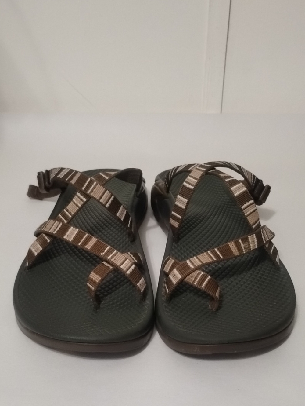 Chaco ZX/2Women’s 9 Outdoor Strappy Sandals Brown Slip On Sandal